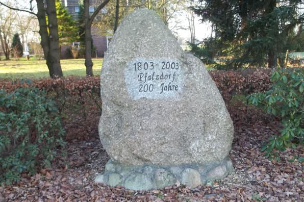 Gedenkstein in Aurich-Pfalzdorf